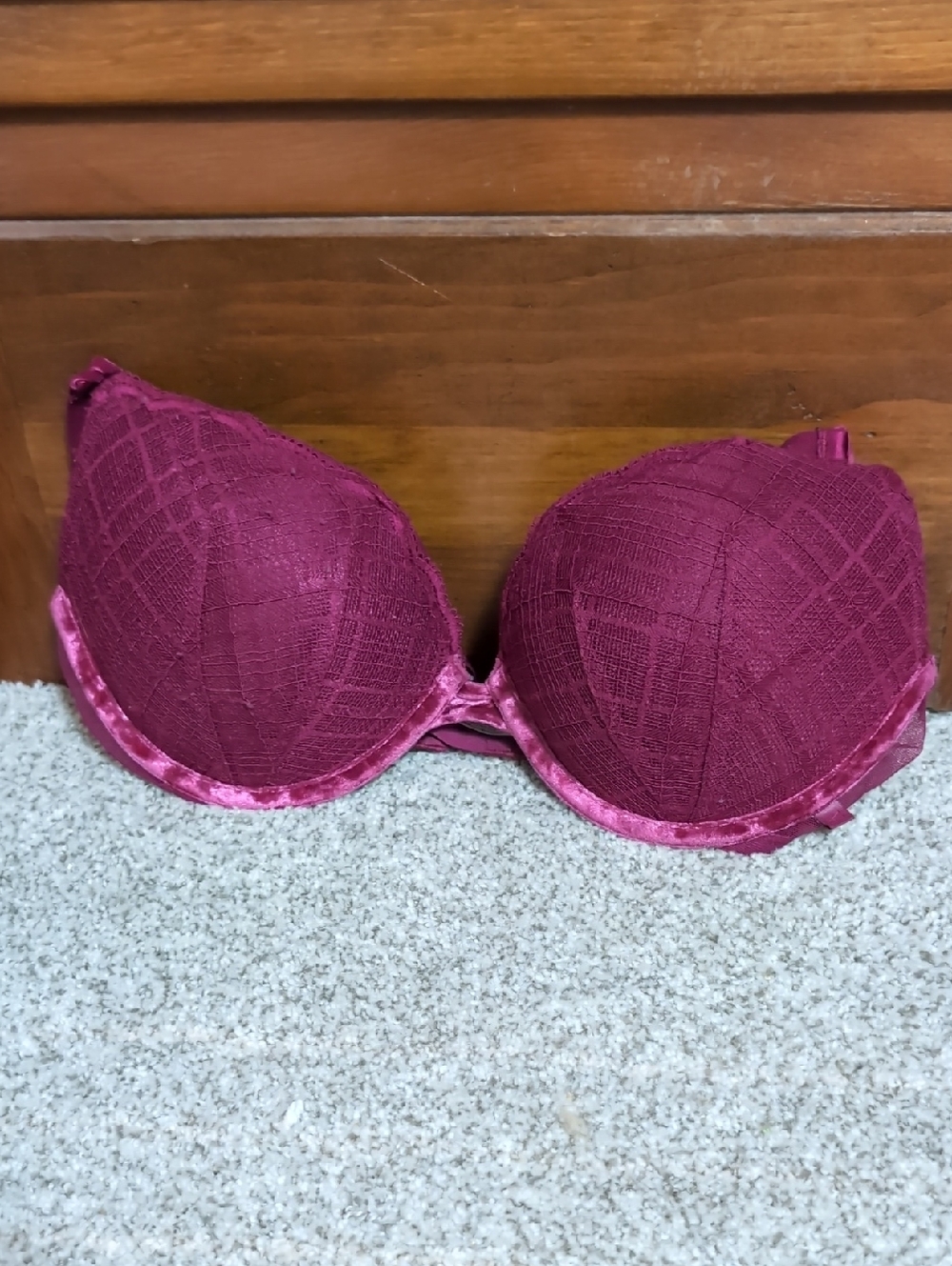 Victoria's Secret Lace Push-Up Bra - Wine